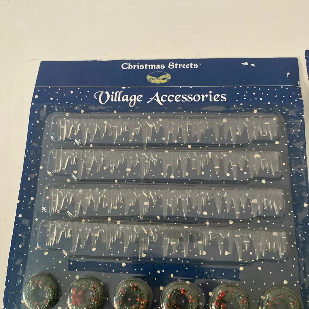 Lot of 2 Christmas Streets Village Accessories - Icicles, Wreaths, Garland - NEW